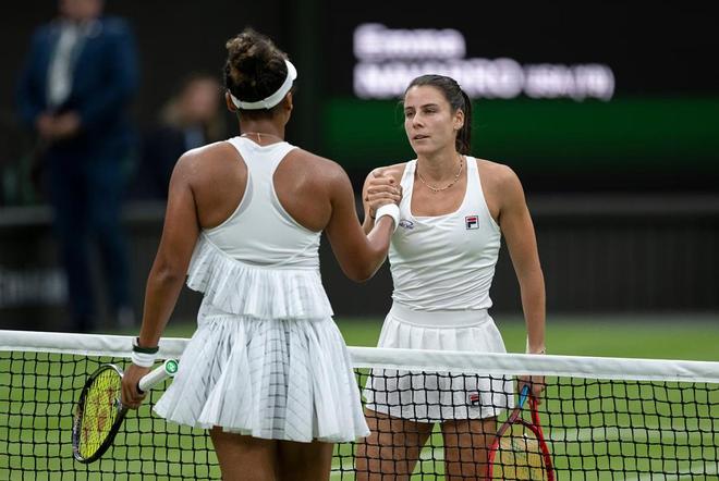 并非单一倚 并非单一倚