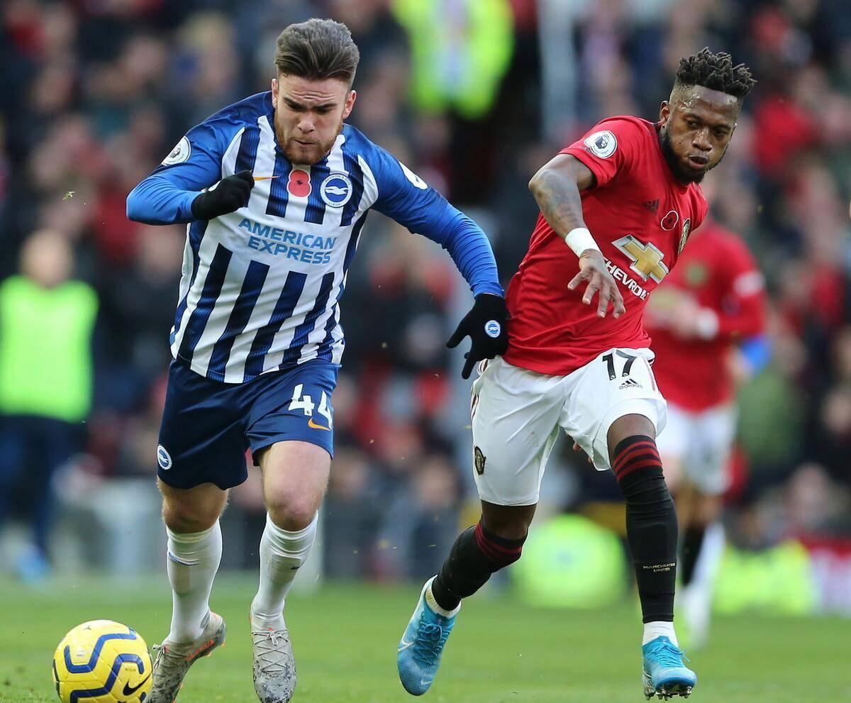 对一名年轻 对一名年轻