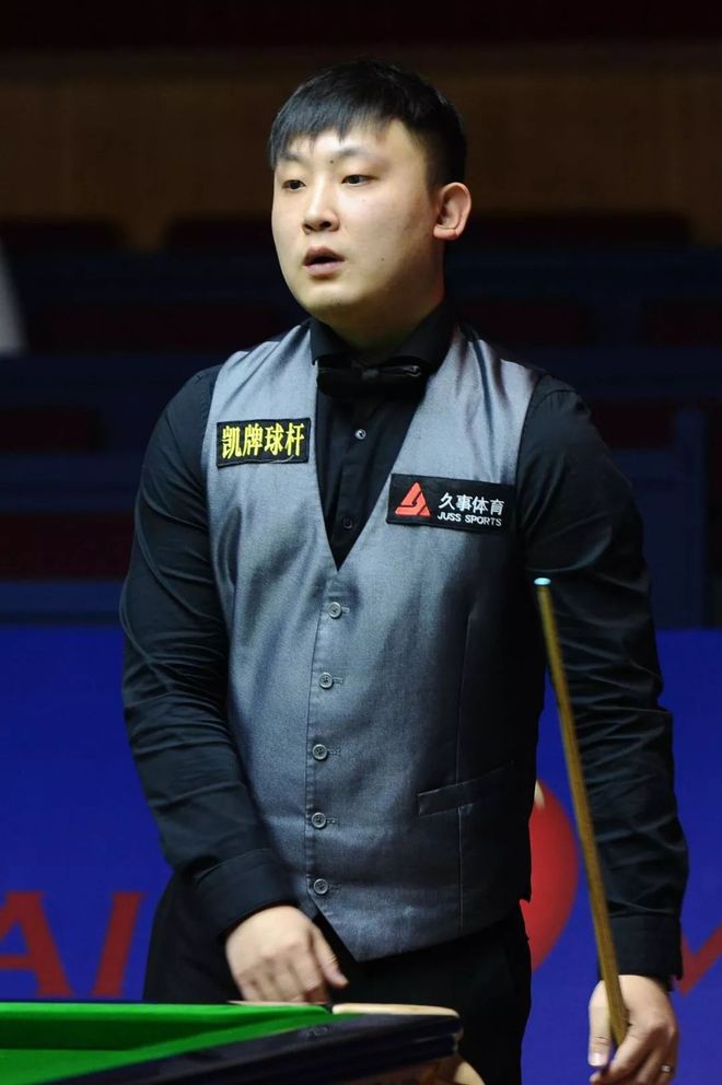 在分析勇士 在分析勇士